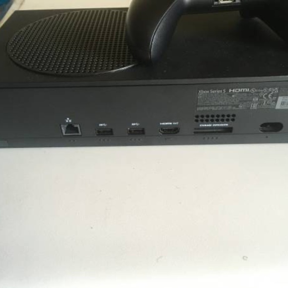 Microsoft Xbox series s - Picture 2 of 7